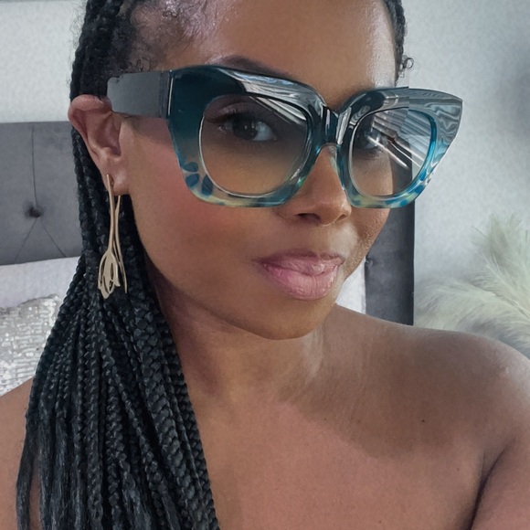 New Arrival Sunglasses “Smooth Operator” 🕶️ - Picture 3 of 8